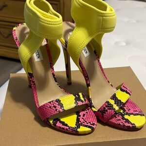 Steve Madden Yellow and Pink Snake Print Heels